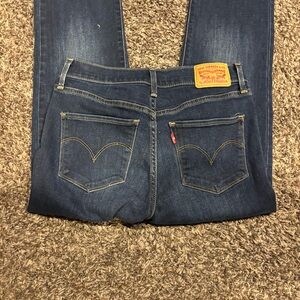 Levi's Women's 312 Shaping Slim Jeans